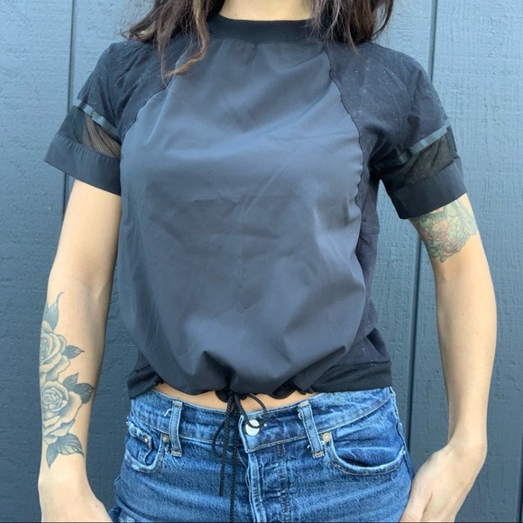 SOLD!!Nike black drawstring mesh sleeve top Sz S - Picture 3 of 4